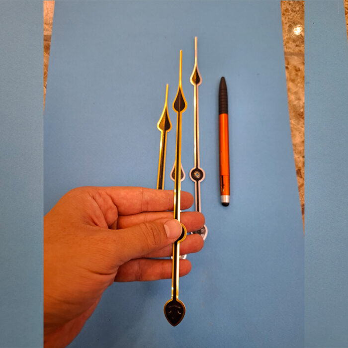 عقربه ساعت دیواری مدل روستیک 2000 مجموعه 2 عددی