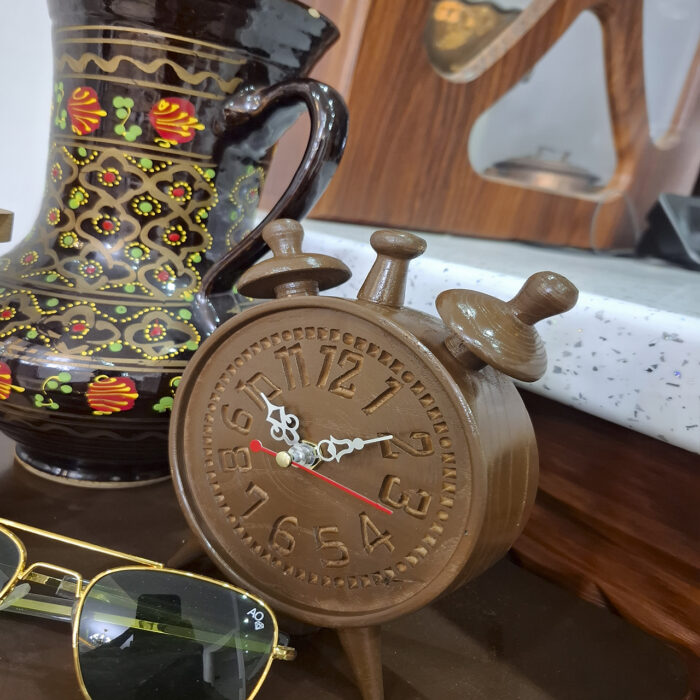 ساعت رومیزی مدل گردو